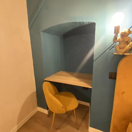 Quiet And Stylish - Center, Minutes To Station バーリ