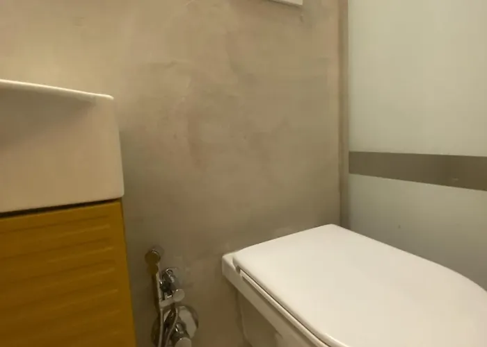 Quiet And Stylish - Center, Minutes To Station * Bari