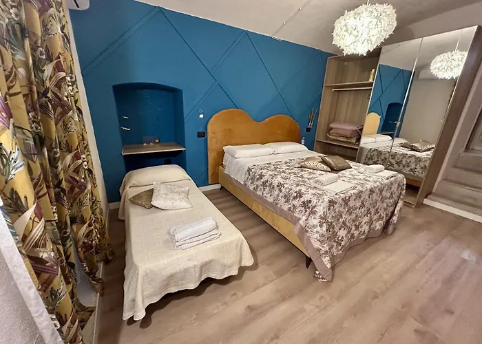 Quiet And Stylish - Center, Minutes To Station *