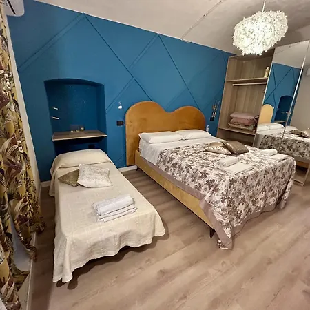 Quiet And Stylish - Center, Minutes To Station *