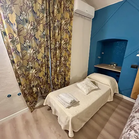 Quiet And Stylish - Center, Minutes To Station דירה בארי