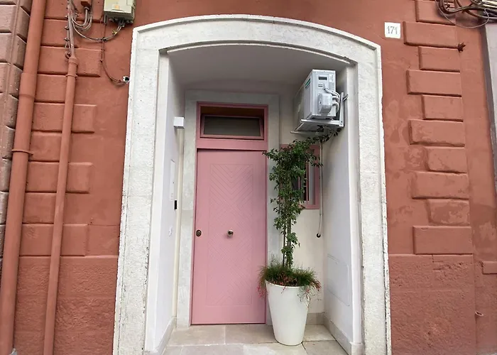 Appartamento Quiet And Stylish - Center, Minutes To Station Bari