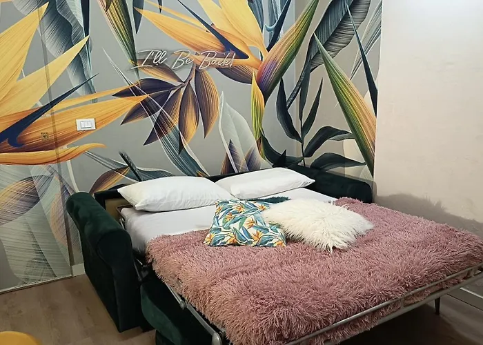 Quiet And Stylish - Center, Minutes To Station * Bari